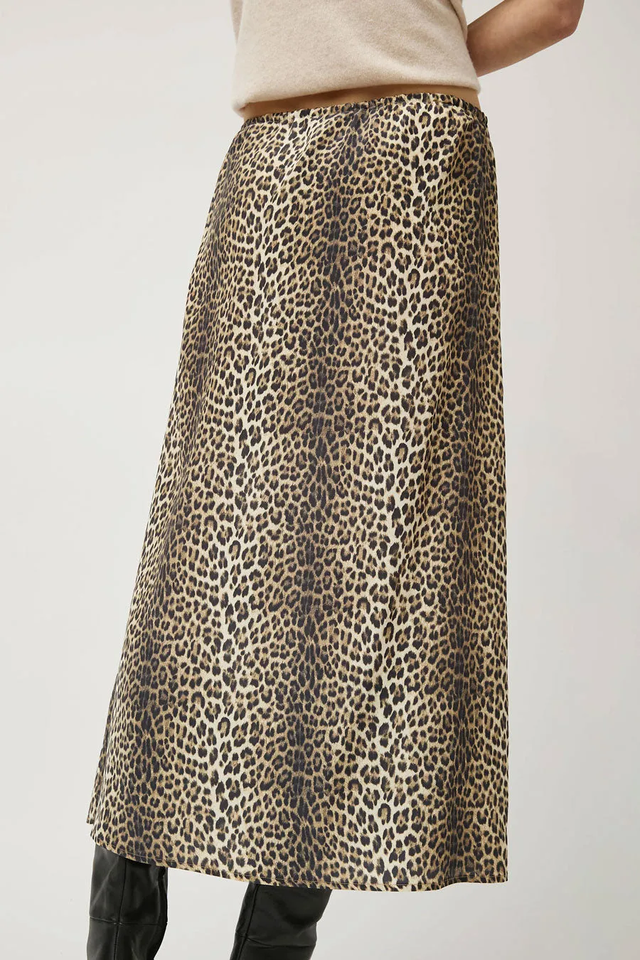 No.6 Inez Skirt in Animal Print sold by No. 6 product image thumbnail 4