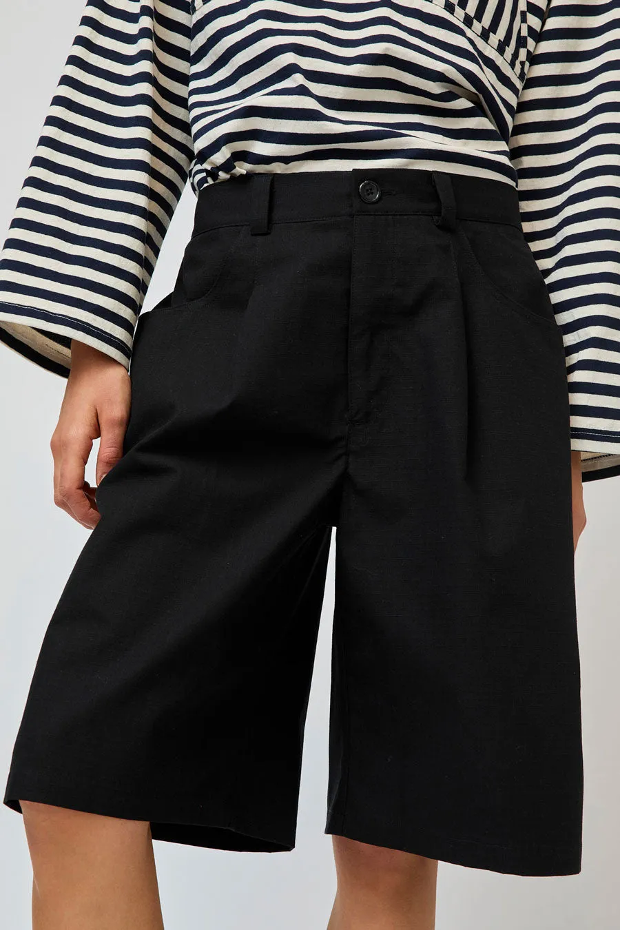 No.6 Mick Short in Black sold by No. 6 product image thumbnail 3