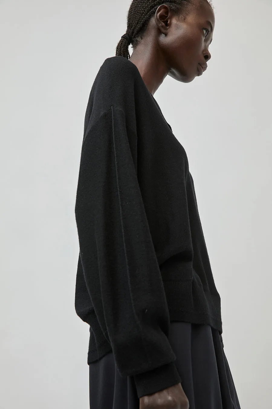 UMARMUNG Extra Fine Merino Wool V Neck Pullover in Black sold by No. 6 product image thumbnail 4