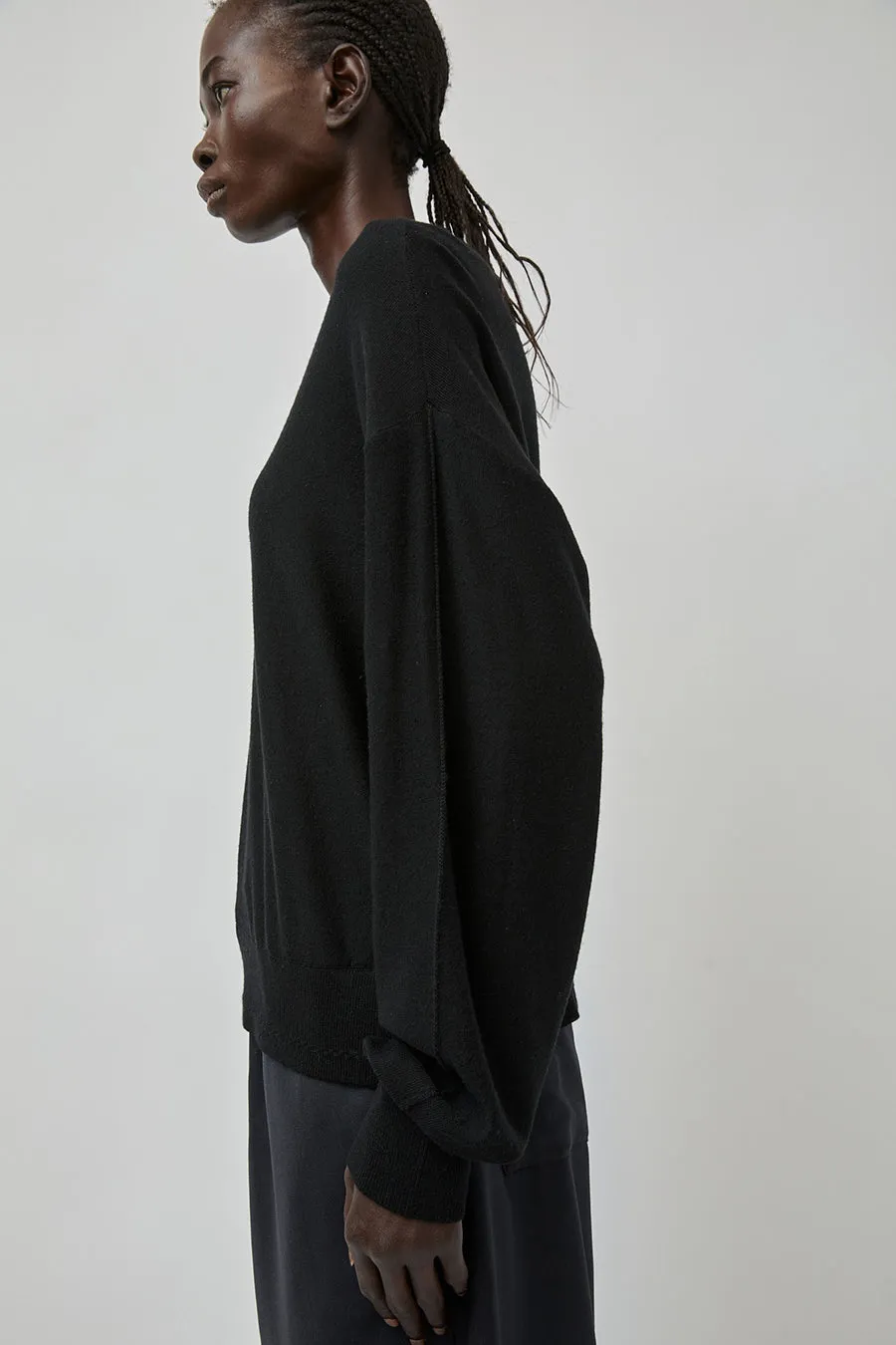UMARMUNG Extra Fine Merino Wool V Neck Pullover in Black sold by No. 6 product image thumbnail 2