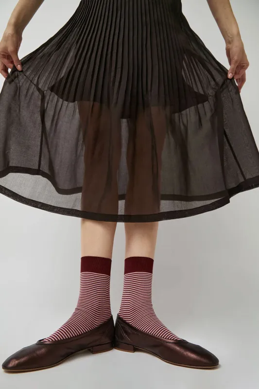 Maria La Rosa Fine Stripe Cotton Socks in Mahogany made by Maria La Rosa