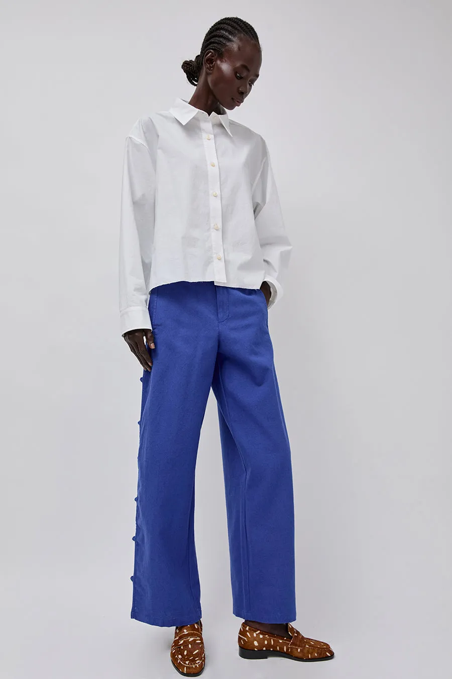 Roseanna Venice Pantalon in Bleu sold by No. 6