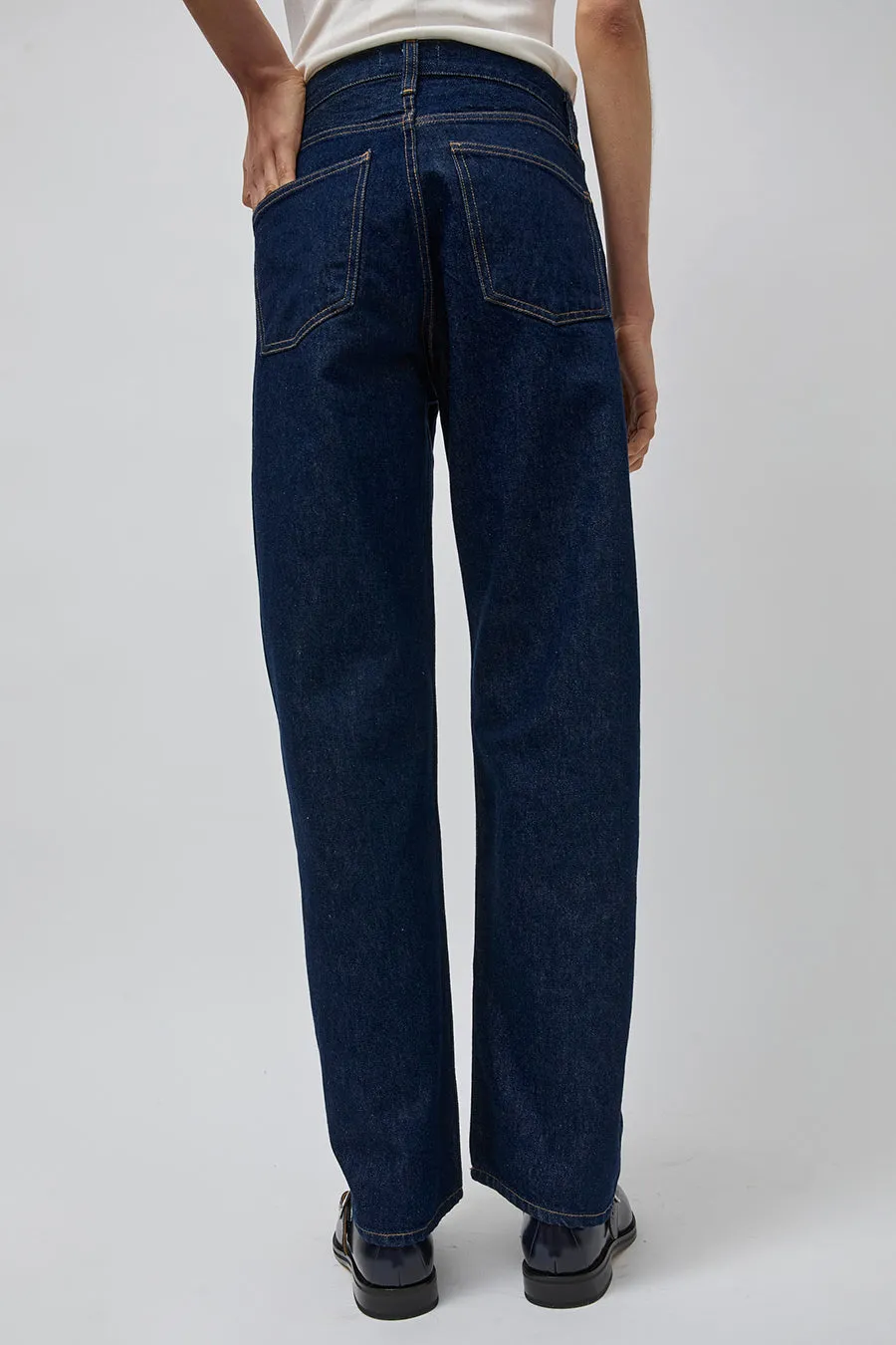 Agolde Arc Jean in Rinse sold by No. 6 product image thumbnail 5