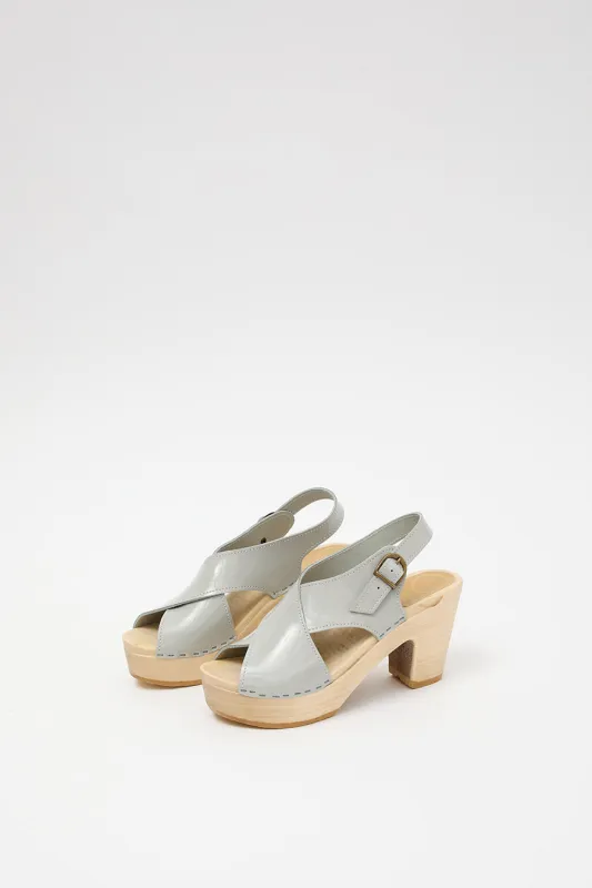 No.6 Crossover Clog on Platform in Dove Patent made by No. 6