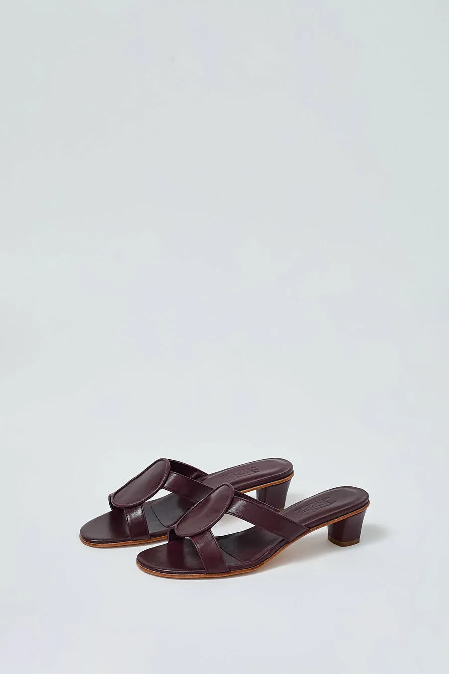 Martiniano Medalia Sandal in Oxblood sold by No. 6 product image thumbnail 2