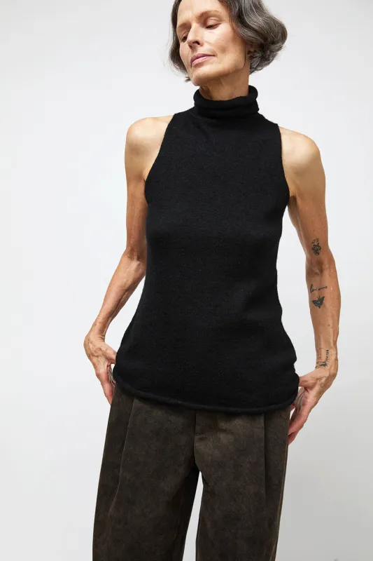 Lauren Manoogian Funnel Shell in Black made by Lauren Manoogian