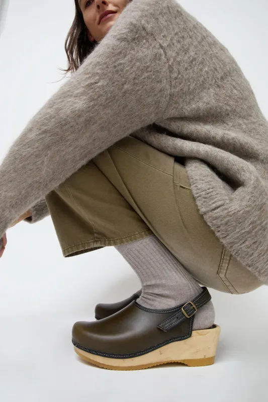 No.6 Daisy Clog on Mid Wedge in Army with Black made by No. 6