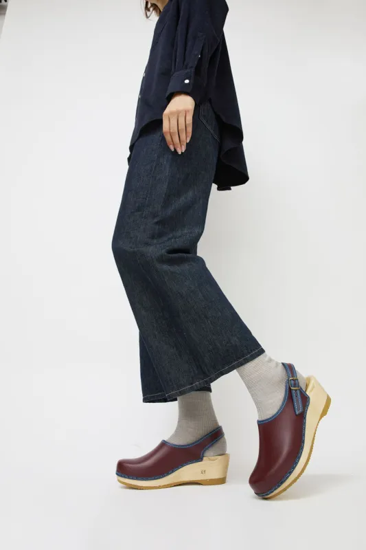 No.6 Daisy Clog on Mid Wedge in Maroon with Blue made by No. 6