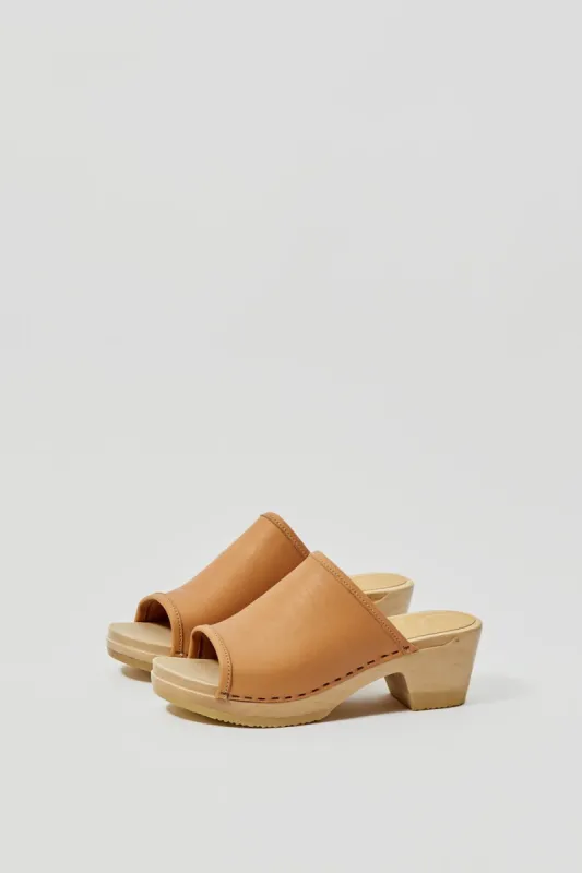 No.6 Daria Clog on Mid Heel in Desert sold by No. 6