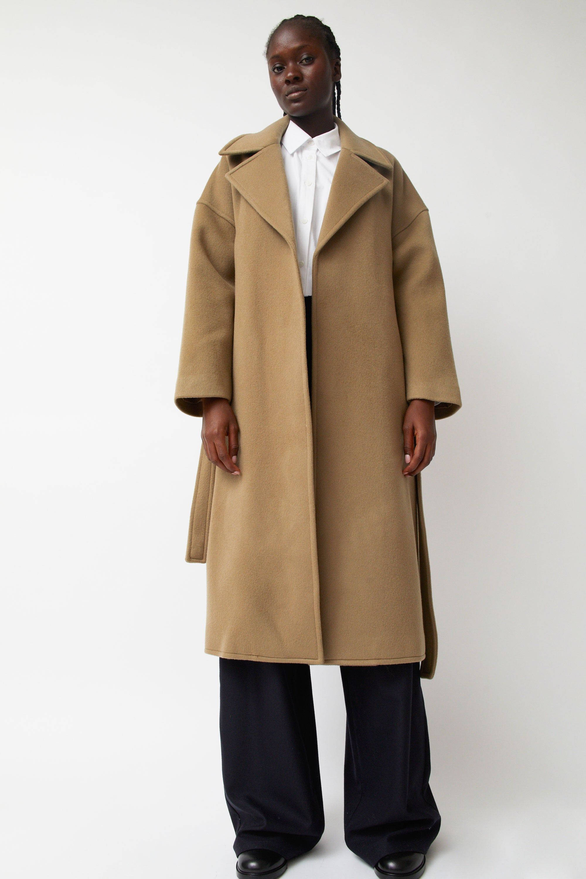 Blossom Raf Wool Cashmere Long Coat in Beige sold by No. 6 product image thumbnail 2