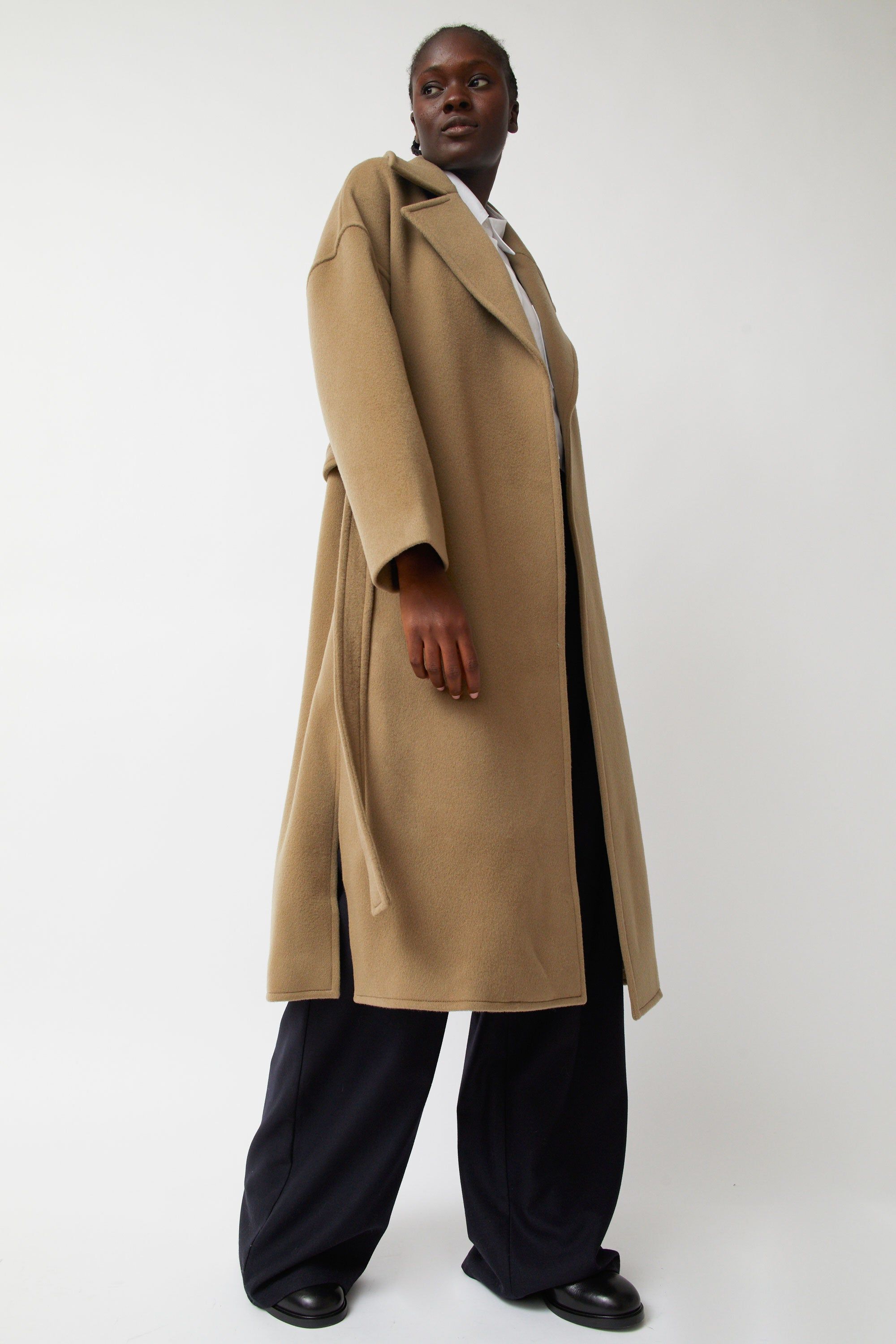 Blossom Raf Wool Cashmere Long Coat in Beige sold by No. 6 product image thumbnail 3