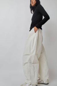 Amomento Cotton Nylon Fatigue Pants in Ecru | Parallel