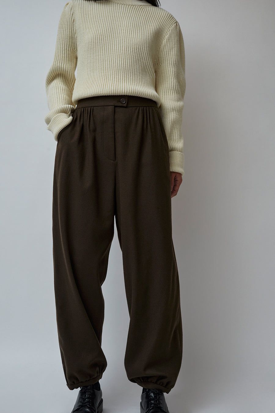 Amomento Wool Shirring Pants in Khaki sold by No. 6 product image thumbnail 3
