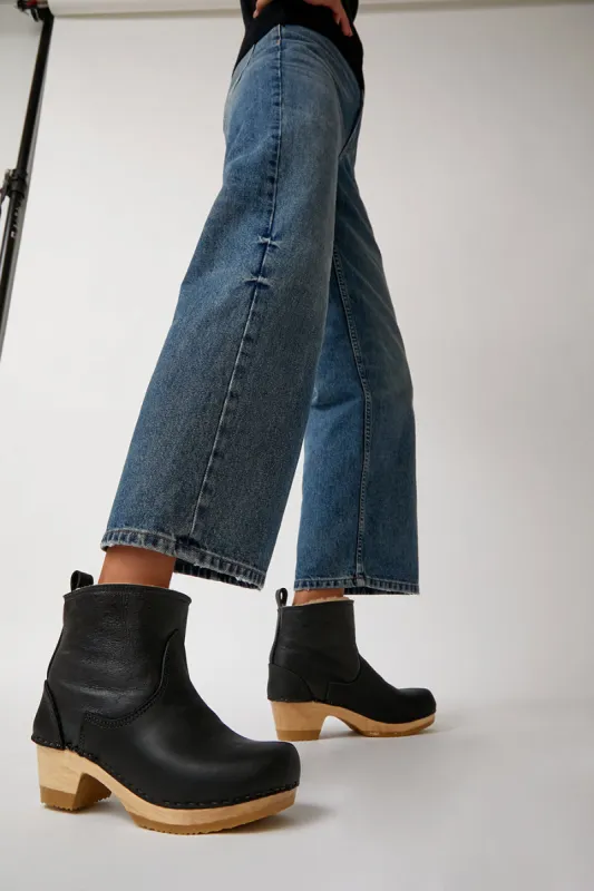 No.6 5" Pull On Shearling Clog Boot on Mid Heel in Ink Aviator sold by No. 6