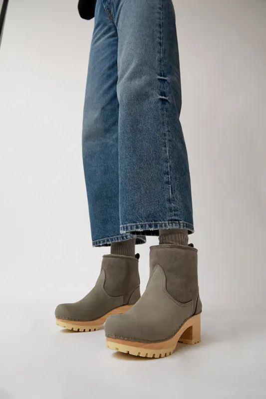 No.6 5" Pull On Shearling Clog Boot on Mid Tread in Smoke Suede on White Base sold by No. 6