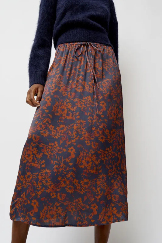 No.6 Inez Skirt in Rust and Navy Garden sold by No. 6
