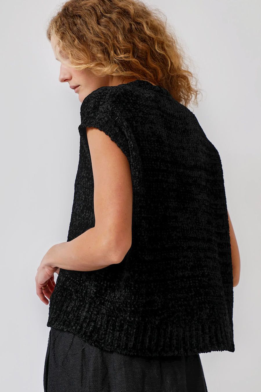 Boboutic Parallelo Vest in Black sold by No. 6 product image thumbnail 6