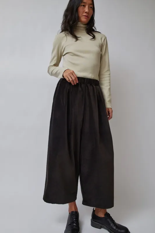 Black Crane Wide Pants in Sumi Black made by No. 6