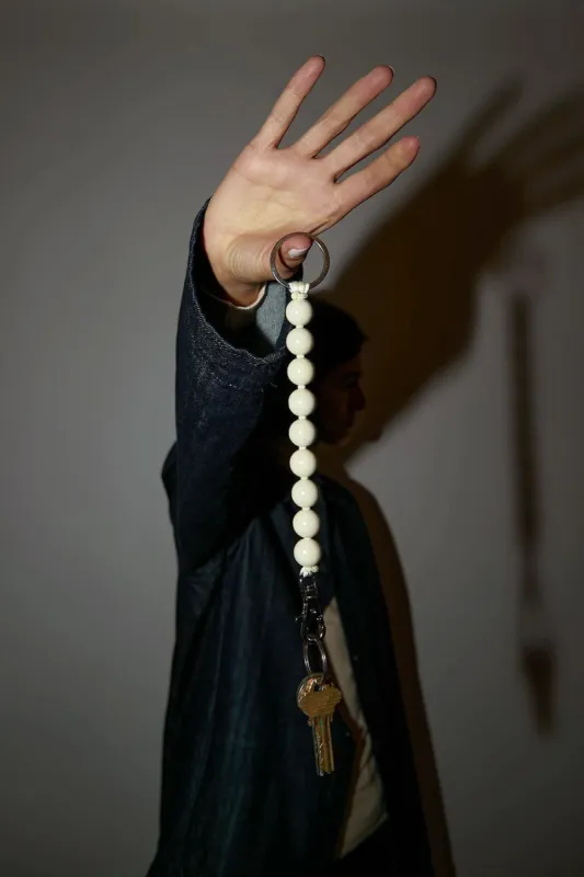 Ina Seifart Dicke Perlen Short Keyholder in Opal with Opal Thread made by No. 6