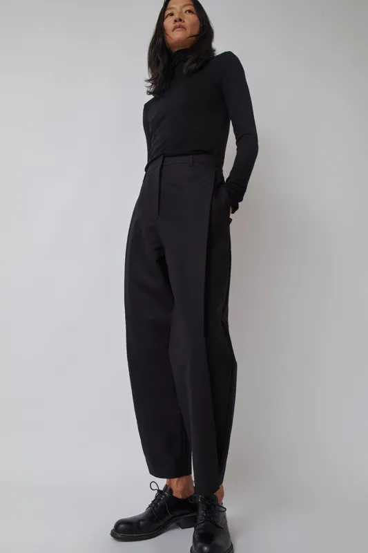 Amomento Two Tuck Balloon Pants in Black | Parallel