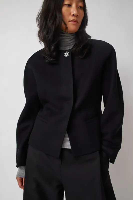 Amomento Round Shoulder Jacket in Black made by No. 6