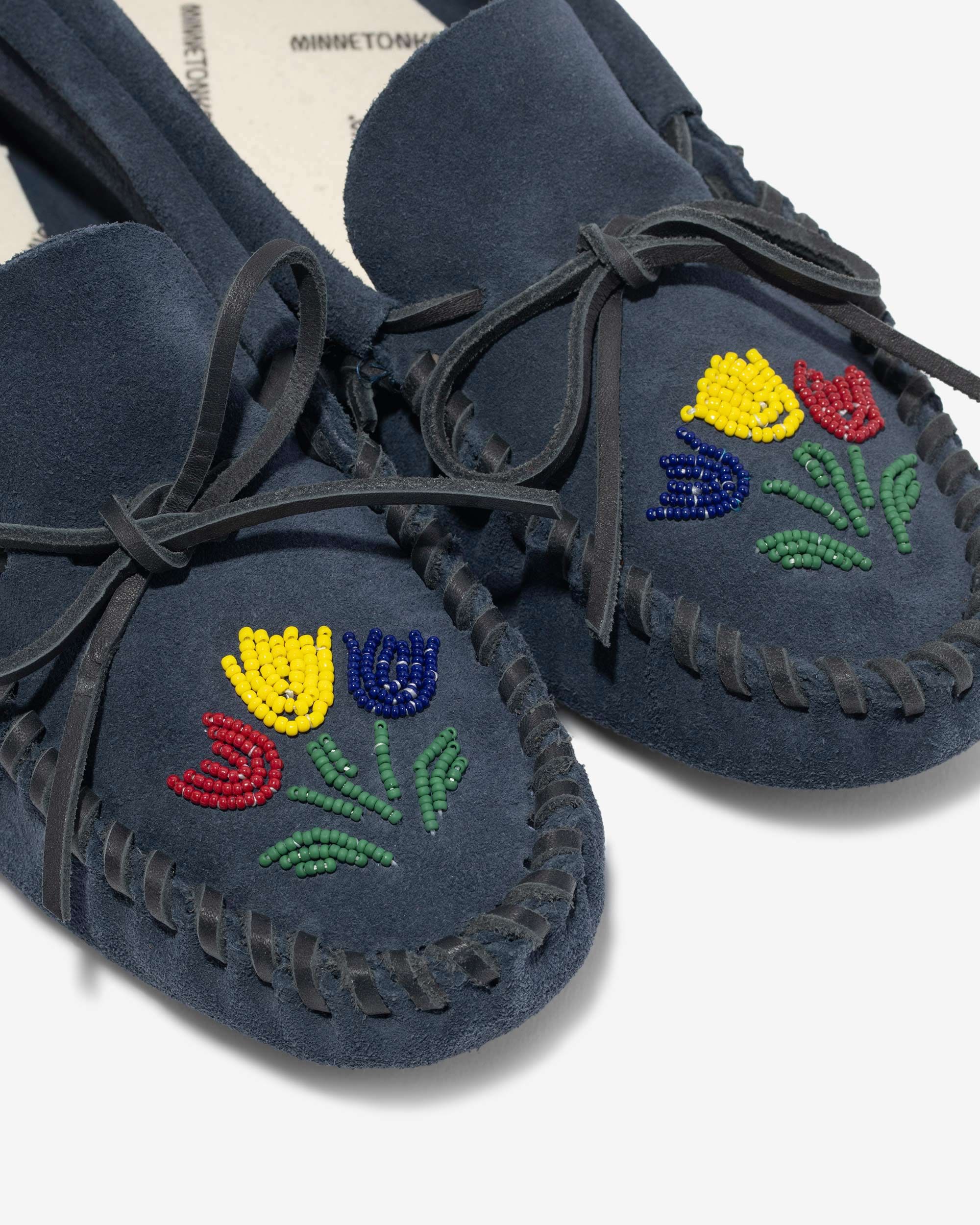 Noah x Minnetonka Tulip Softsole Slipper sold by Noah NYC product image thumbnail 2