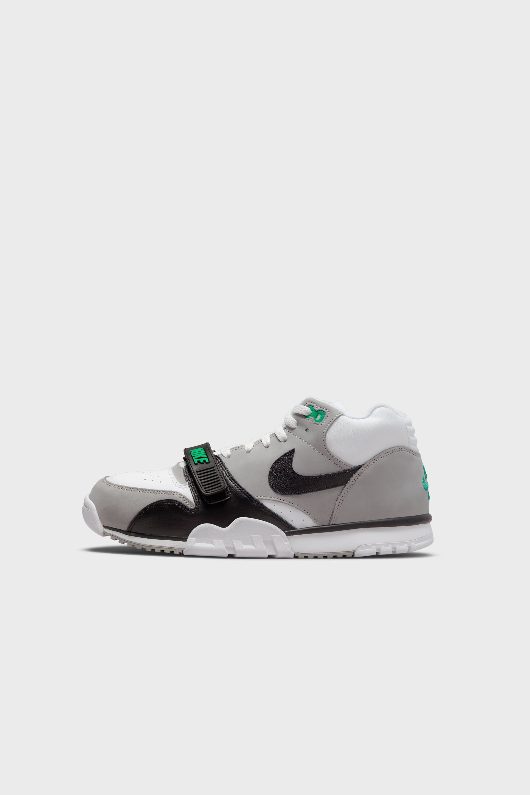 Air Trainer 1 White/Black/Medium Grey DM0521-100 sold by Nomad