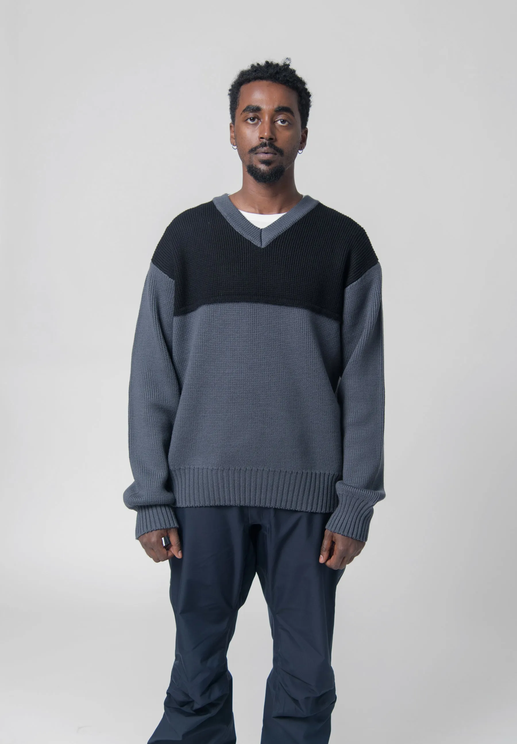 Guardian V-Neck Sweater Coal Grey sold by Nomad product image thumbnail 3