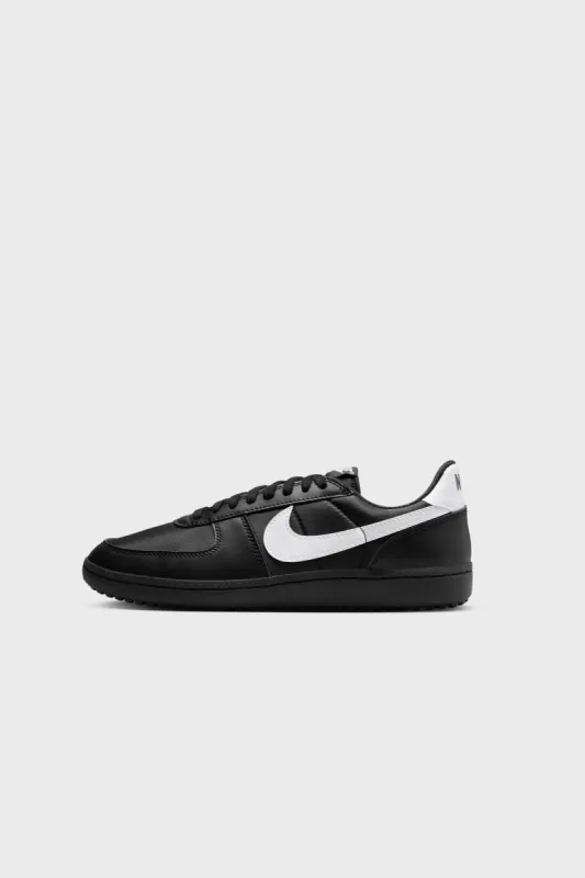 Field General 82 SP Black/White-Black FQ8762-001 sold by Nomad