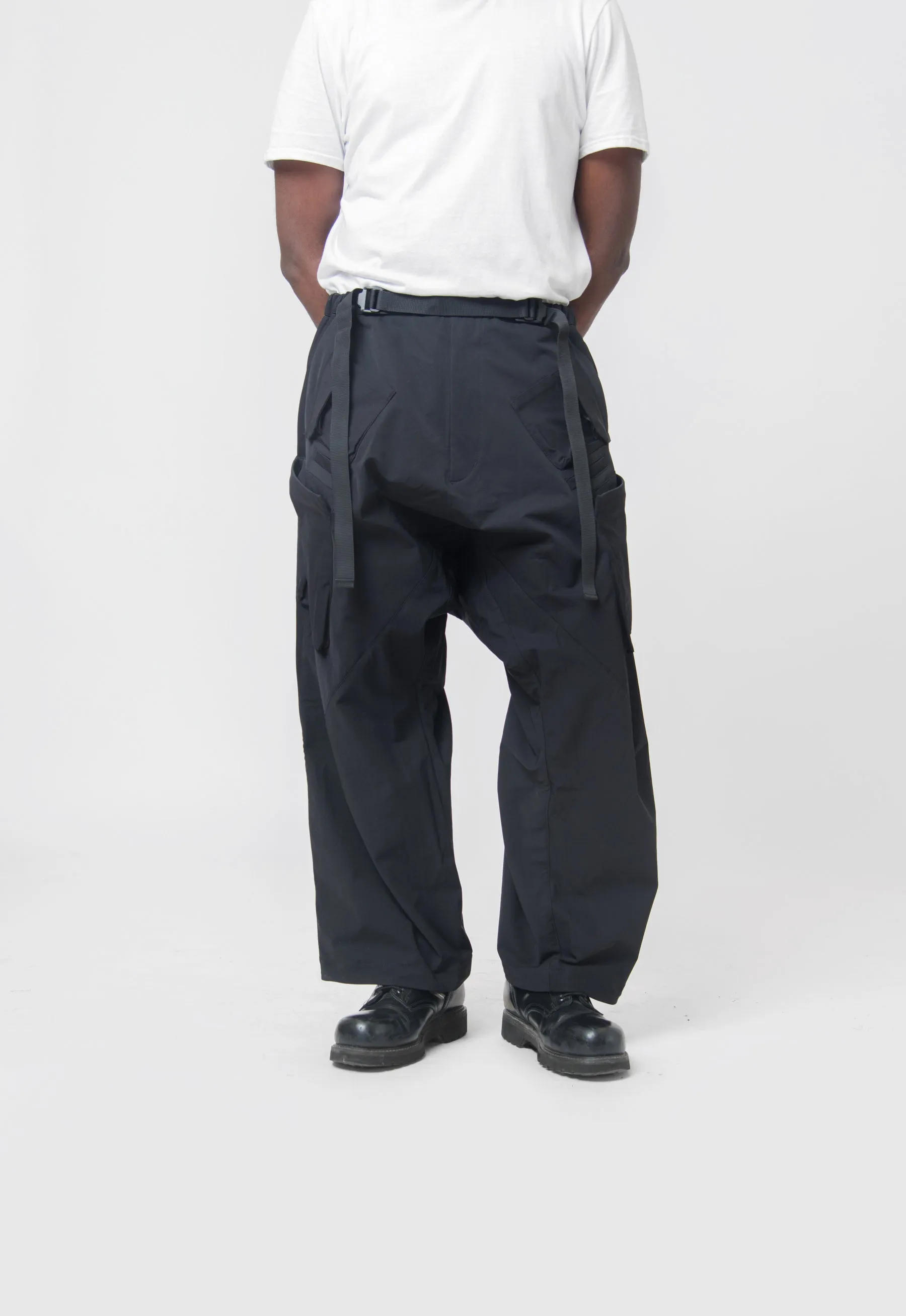 P30AL-DS Articulated Pant Black sold by Nomad