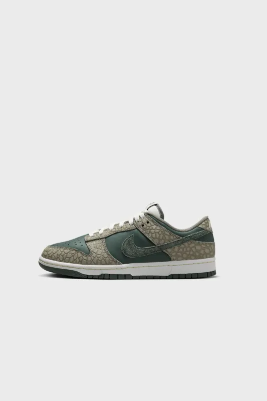 Dunk Low Retro PRM Dark Stucco/Vintage Green HF4878-053 sold by Nomad