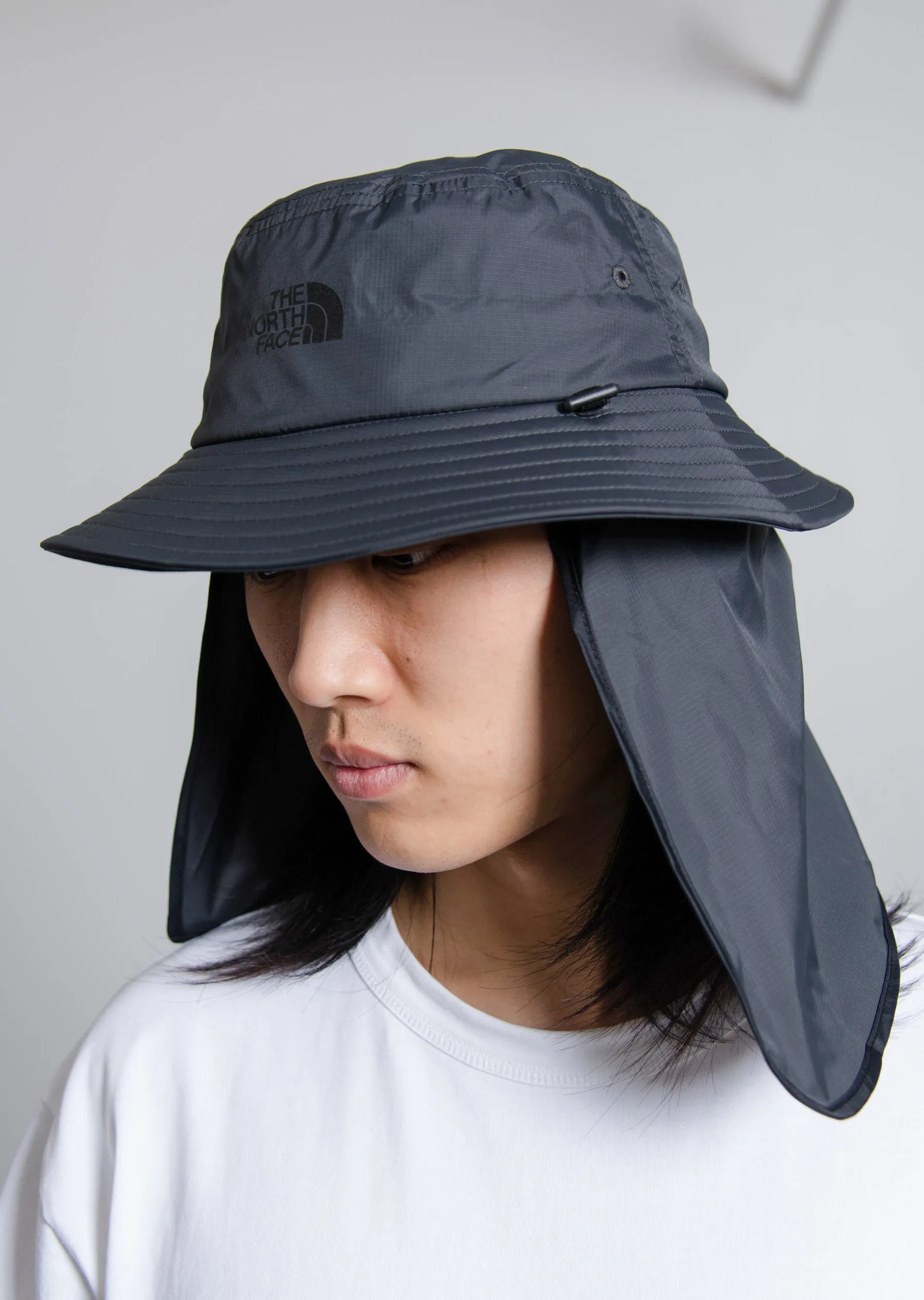 Flyweight Bucket Hat Asphalt Grey/TNF Black 5FXDMN8 sold by Nomad product image thumbnail 3