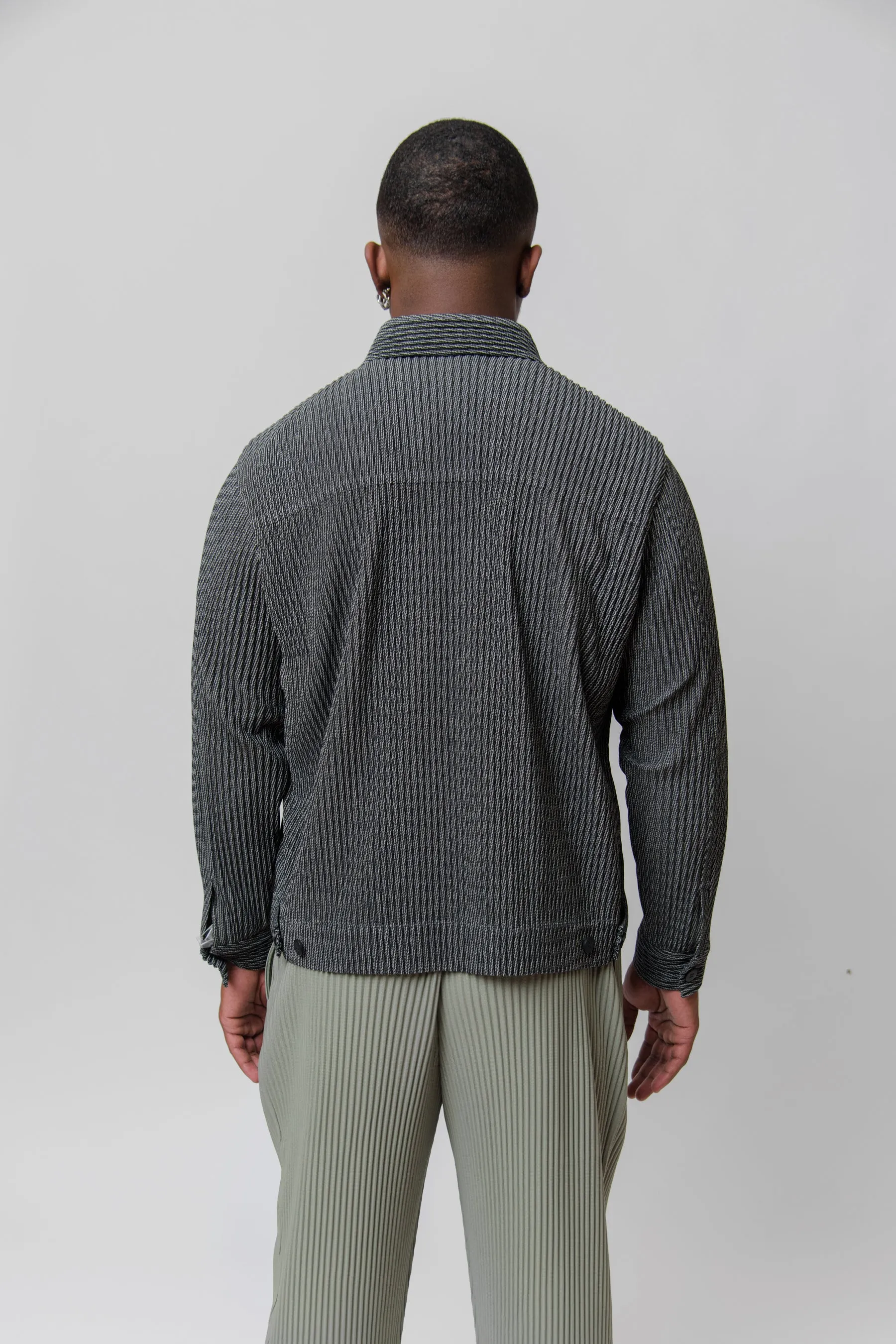 Zipper Chain Pleated Jacket Black JC161-15 sold by Nomad product image thumbnail 2