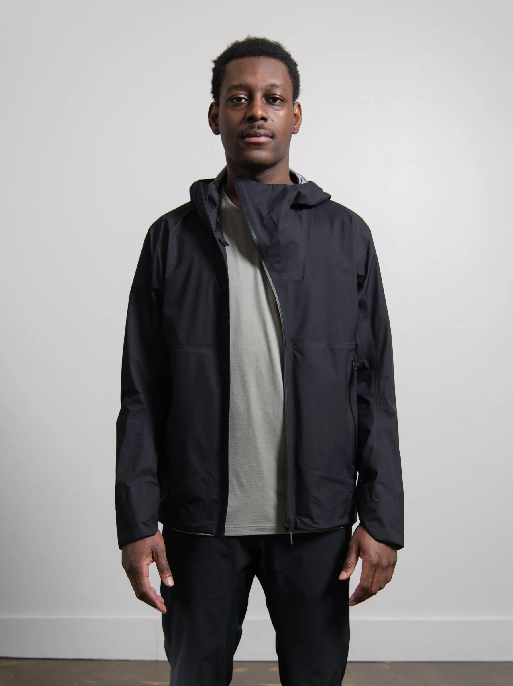 Deploy LT Jacket Black sold by Nomad product image thumbnail 3