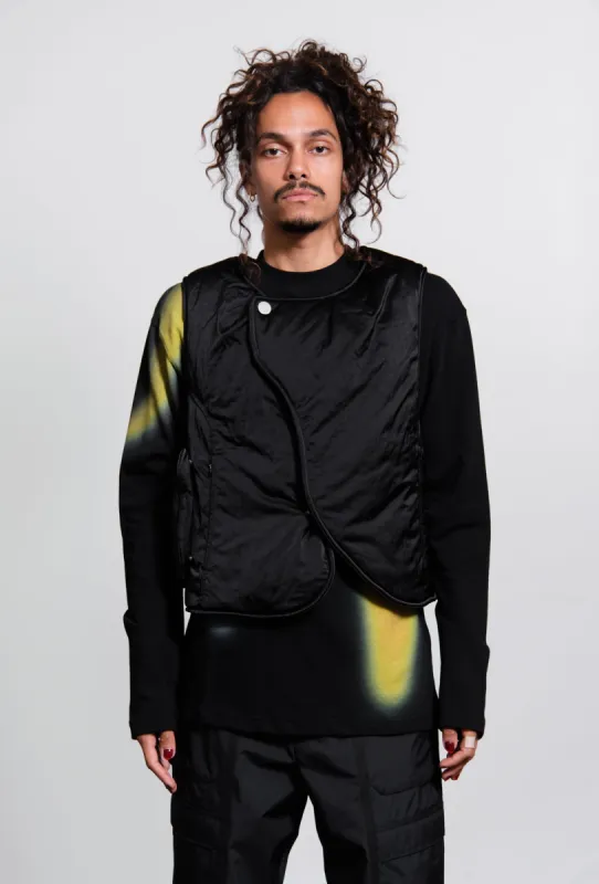Form Gilet Black O074 sold by Nomad