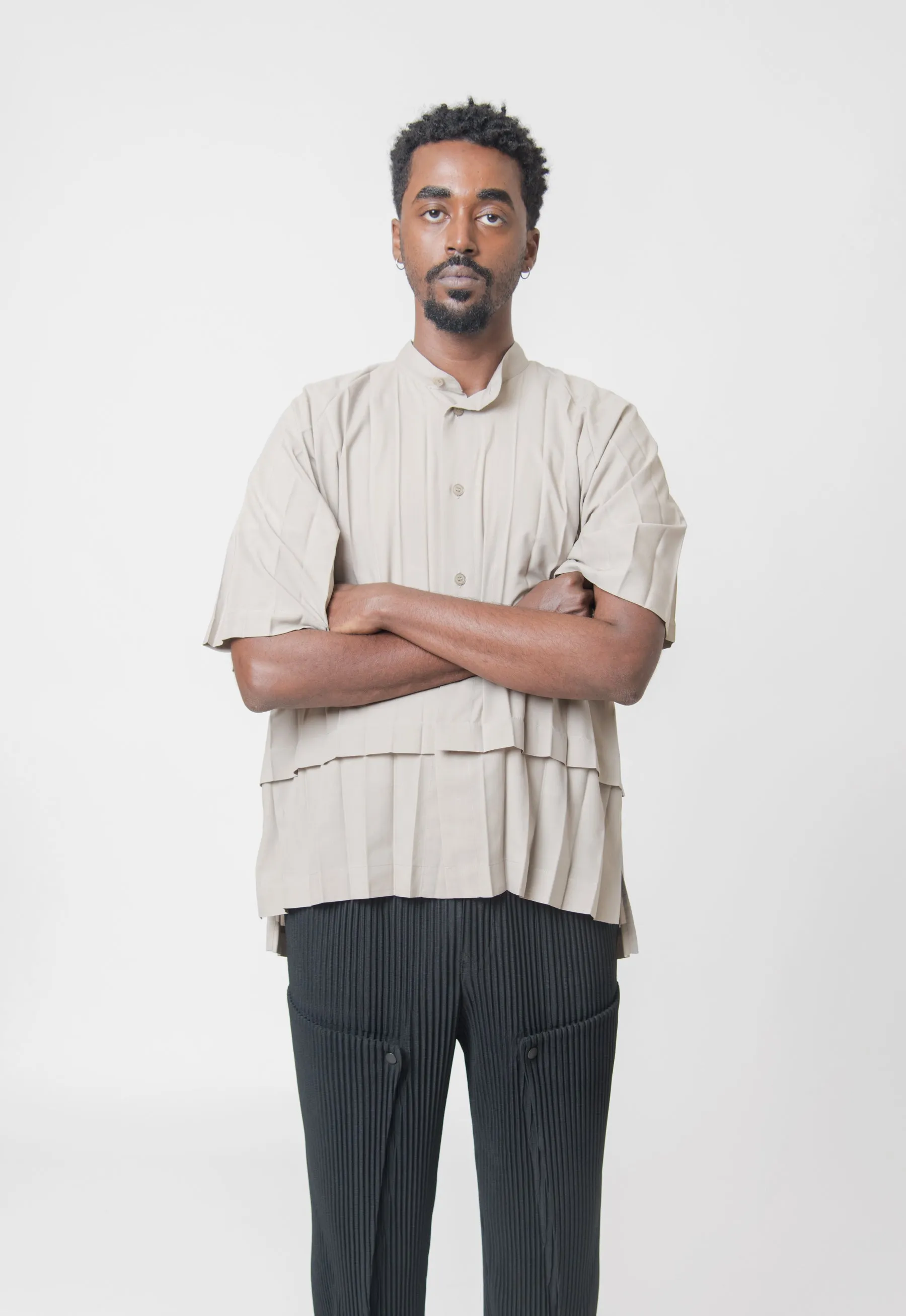 Edge Pleated Shirt Greige FJ341-42 sold by Nomad product image thumbnail 5