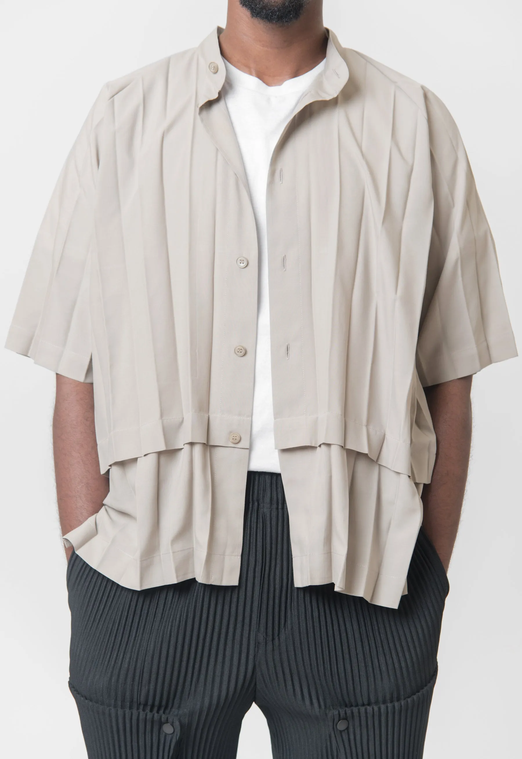 Edge Pleated Shirt Greige FJ341-42 sold by Nomad product image thumbnail 2