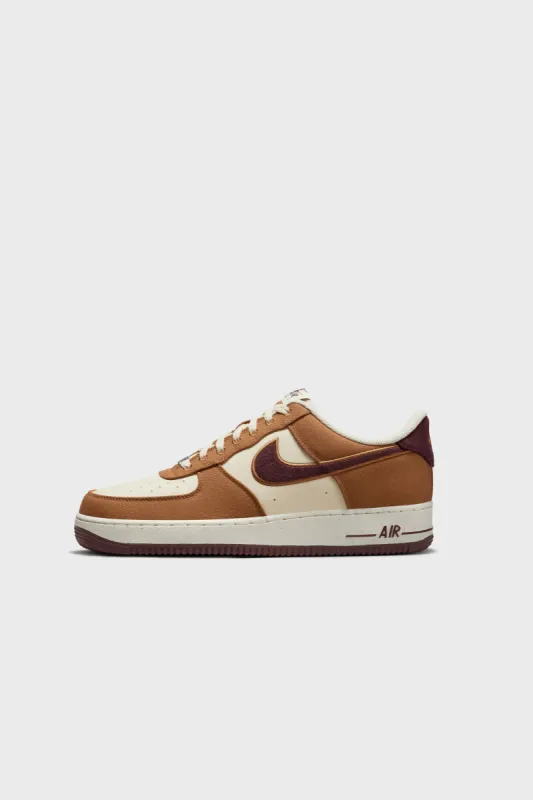 Air Force 1 '07 LV8 LT British Tan/Burgundy Brush FQ8713-200 sold by Nomad