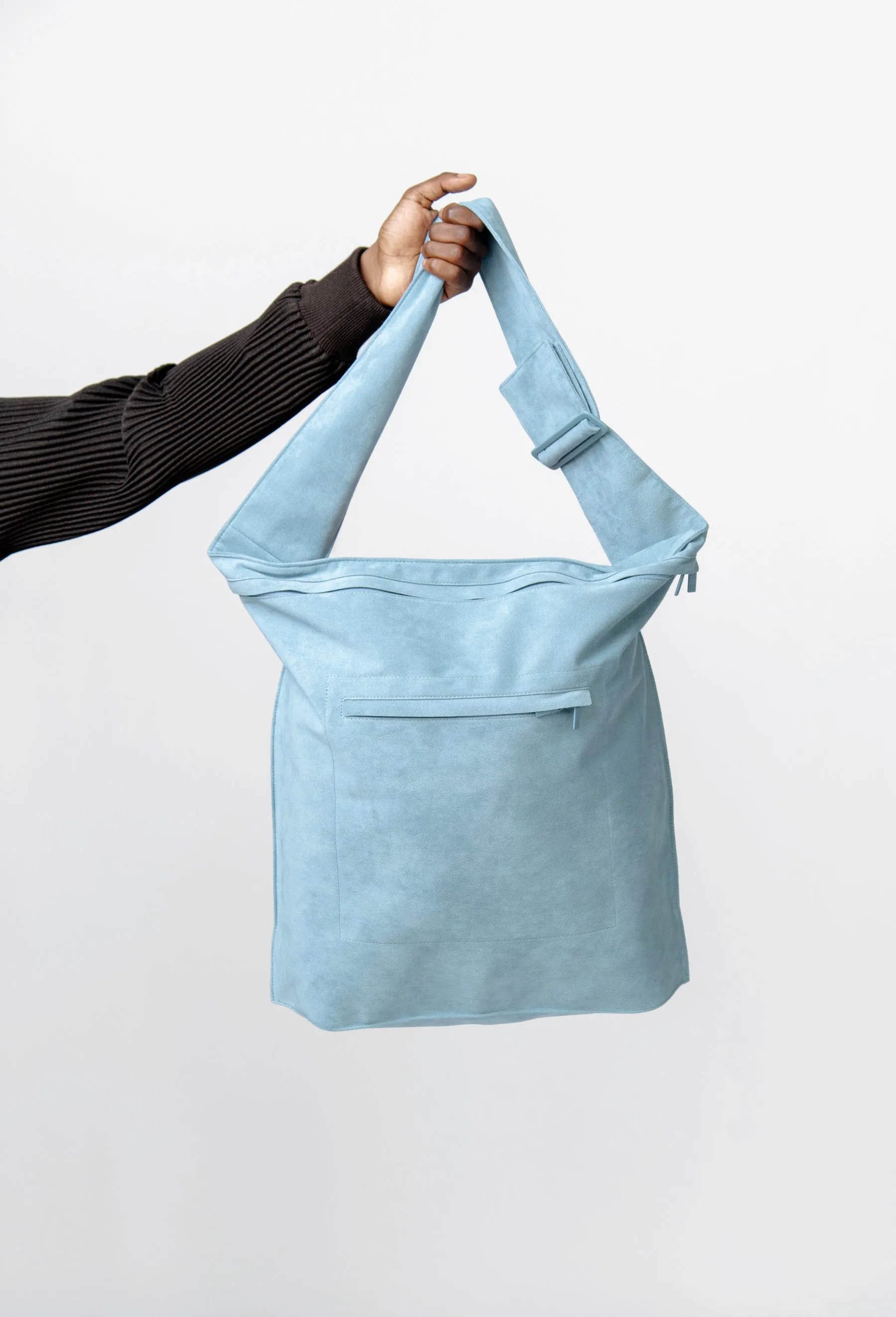 RB Bas Relief Shoulder Bag Red/Green HP48-AG947-19 sold by Nomad product image thumbnail 3