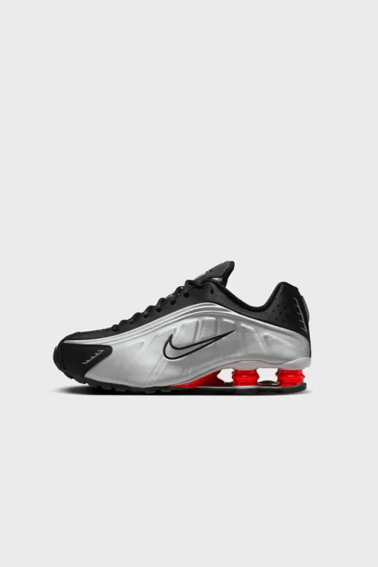 Nike Shox R4 Black/Metallic Silver BV1111-008 sold by Nomad