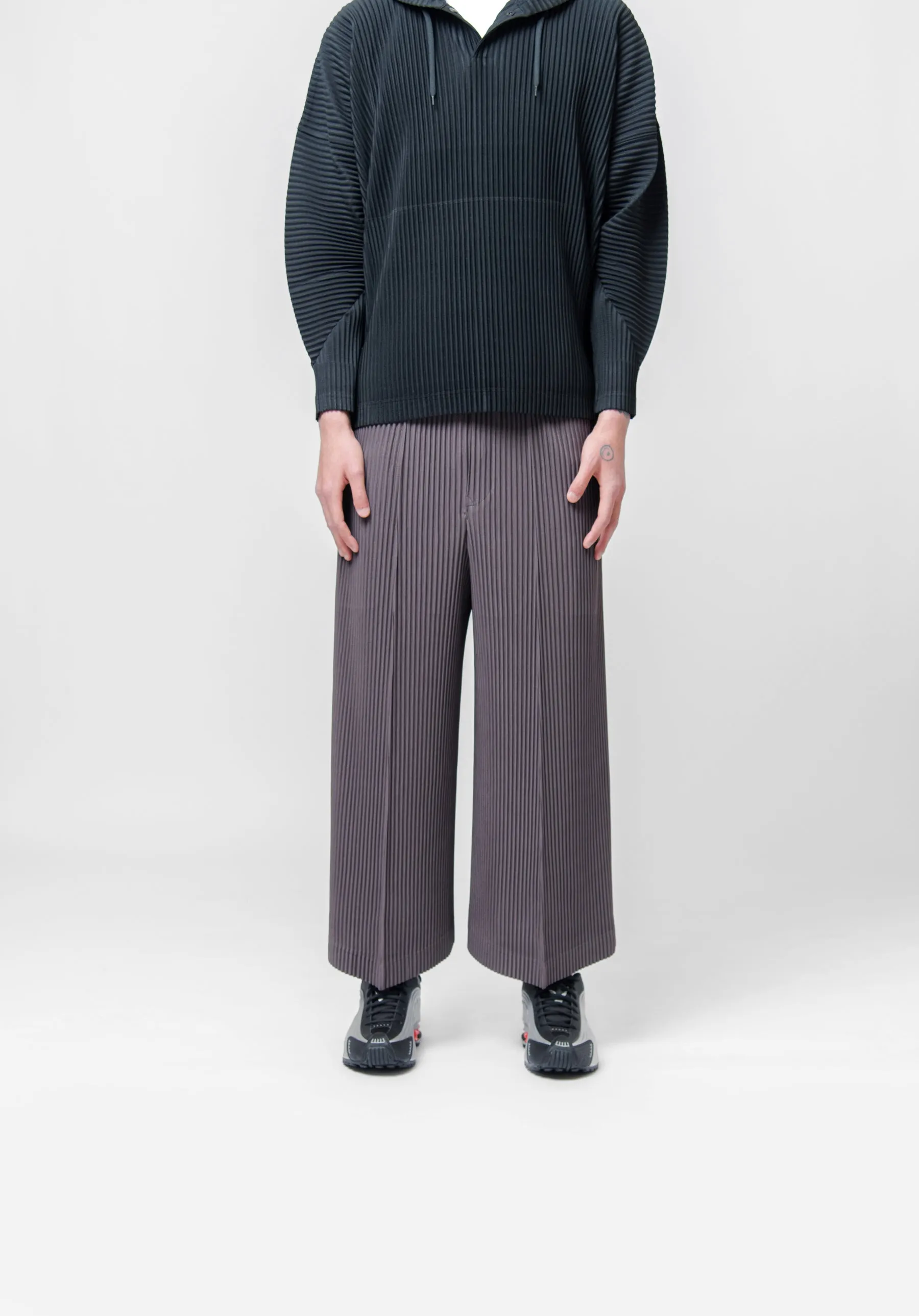 MC December Pleated Trouser Slate Violet HP48-JF129-83 sold by Nomad