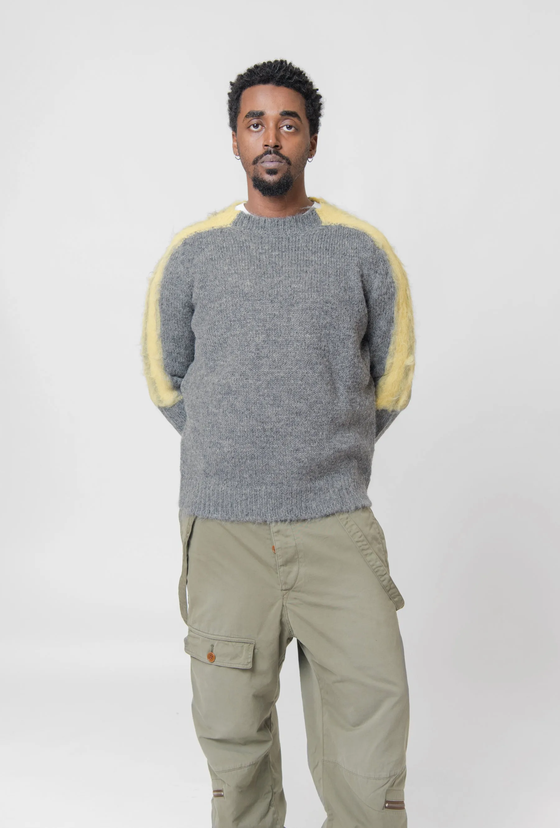 Raglan Sweater Gray J22GP0140 sold by Nomad