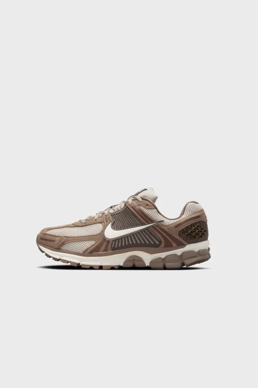 Nike Zoom Vomero 5 College Grey/Sail-Mink Brown HF1553-004 sold by Nomad