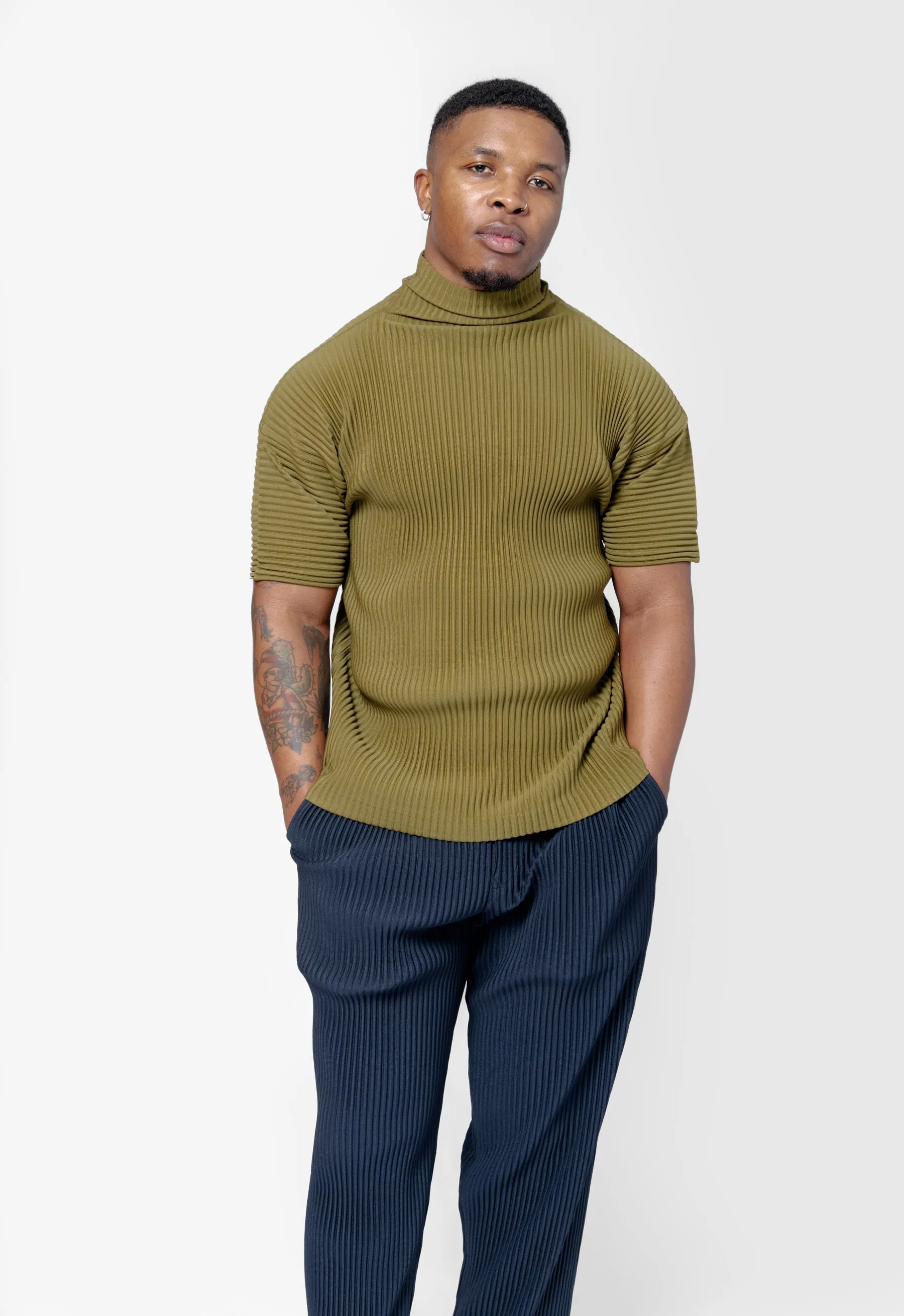 Colour Pleats Mockneck Tee Olive khaki HP56-JK181-67 sold by Nomad product image thumbnail 3
