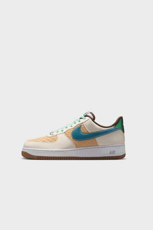 Air Force 1 Retro QS Summit White/Glacier Blue IB5722-100 sold by Nomad