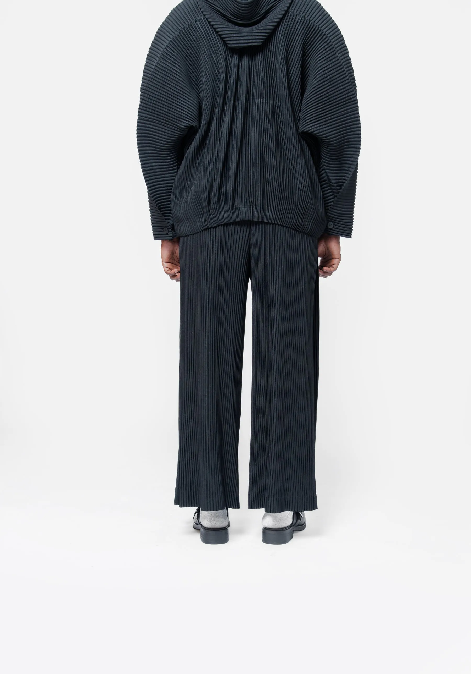 MC May Pleated Pant Black HP56-JF124-15 sold by Nomad product image thumbnail 5