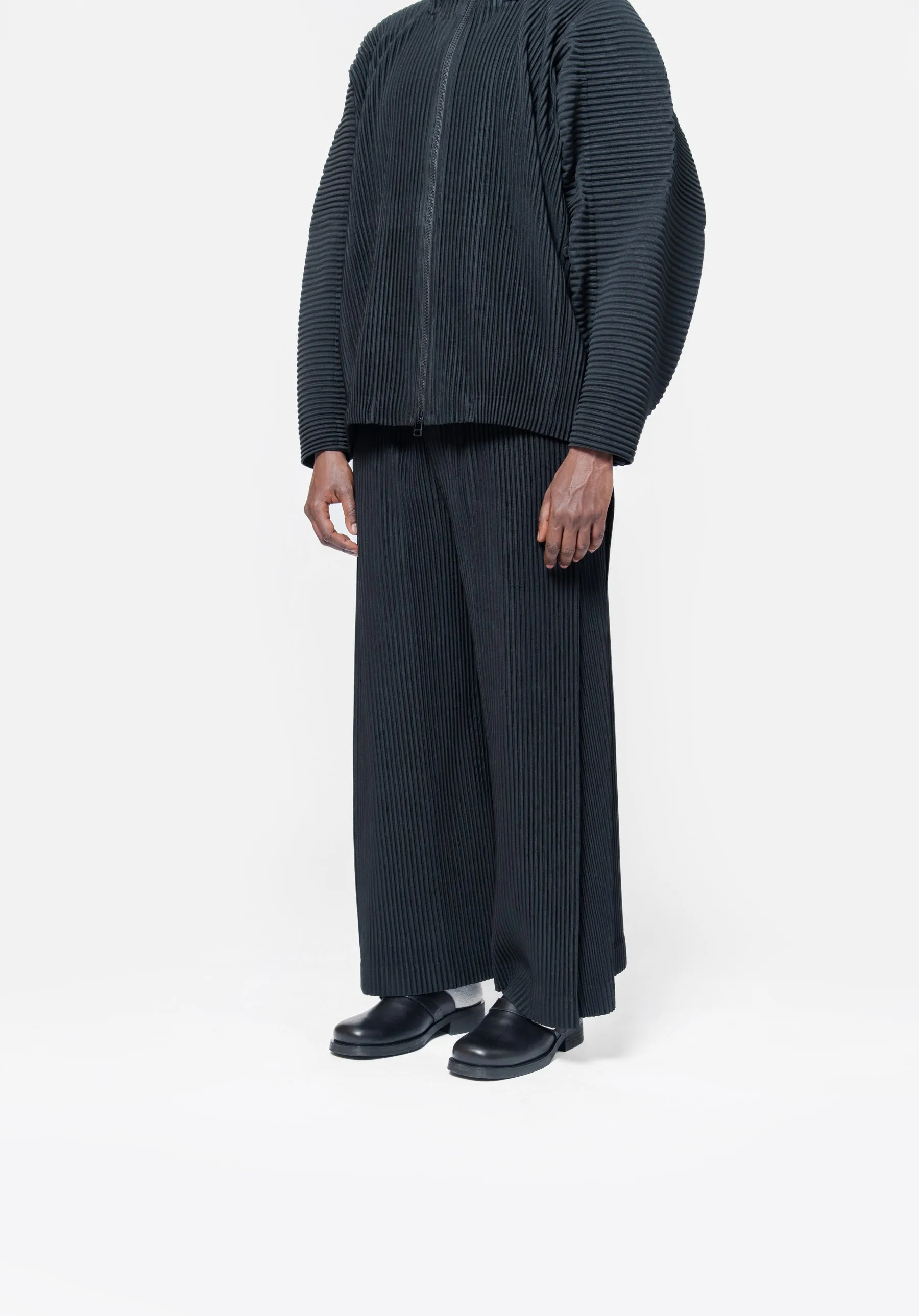 MC May Pleated Pant Black HP56-JF124-15 sold by Nomad product image thumbnail 4