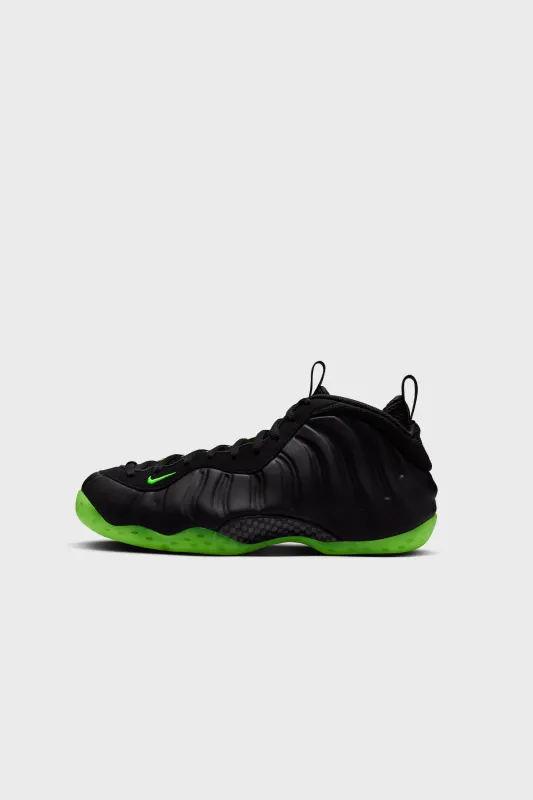 Air Foamposite One Black/Volt HF2902-001 sold by Nomad