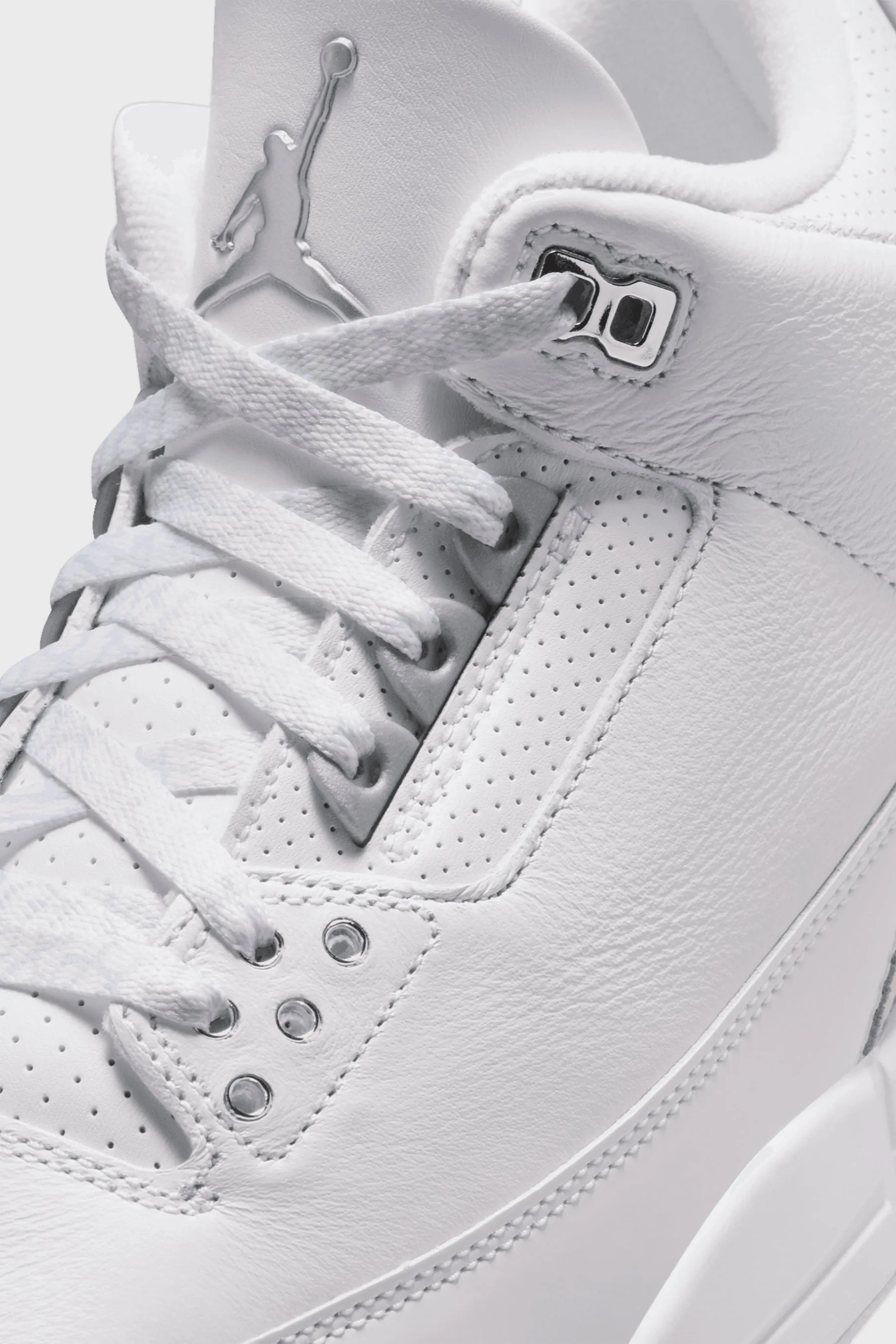 Air Jordan 3 Retro WHITE/METALLIC SILVER-WHITE CT8532-111 sold by Nomad product image thumbnail 5