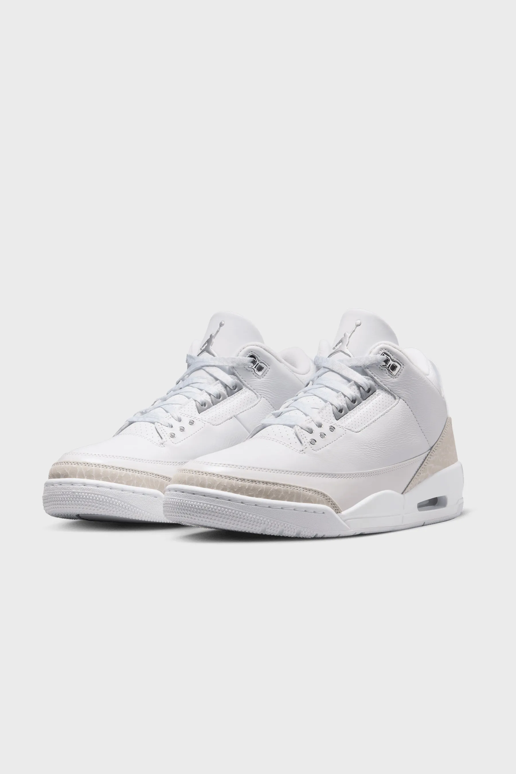 Air Jordan 3 Retro WHITE/METALLIC SILVER-WHITE CT8532-111 sold by Nomad product image thumbnail 3